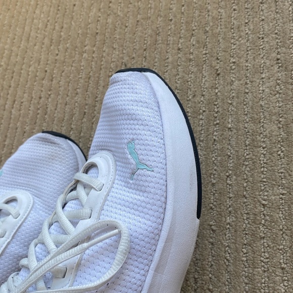 PUMA Sneakers, White, size 8 - Picture 11 of 16